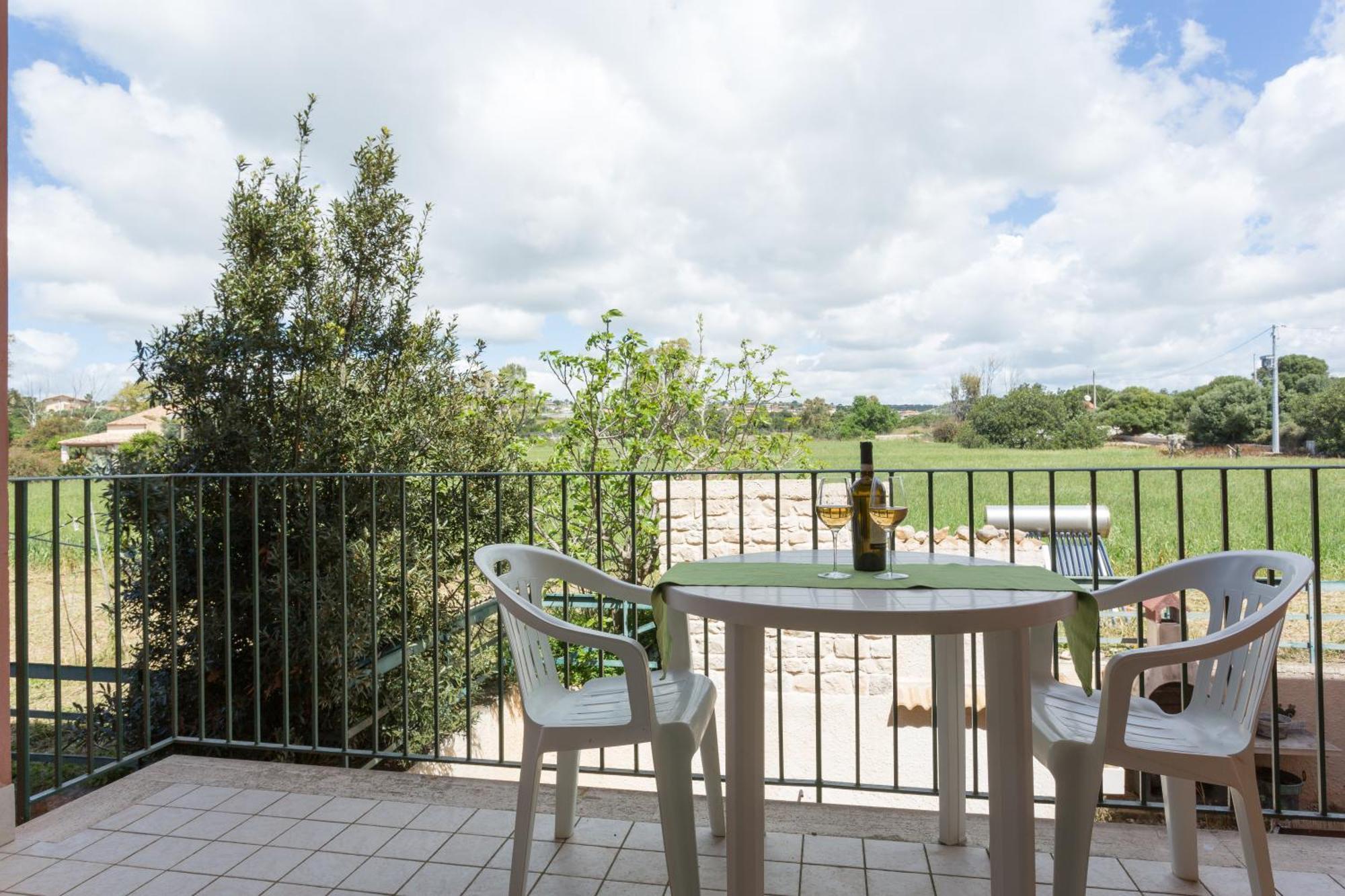 Al Ficodindia Apartment ซัมปิเอรี ภายนอก รูปภาพ